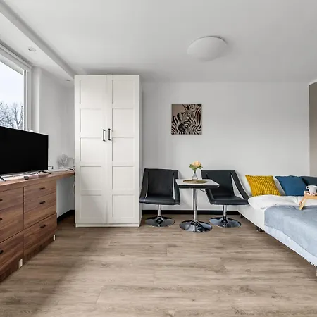 Apartment National Stadium - Metro Nearby - By Rentujemy Warsaw